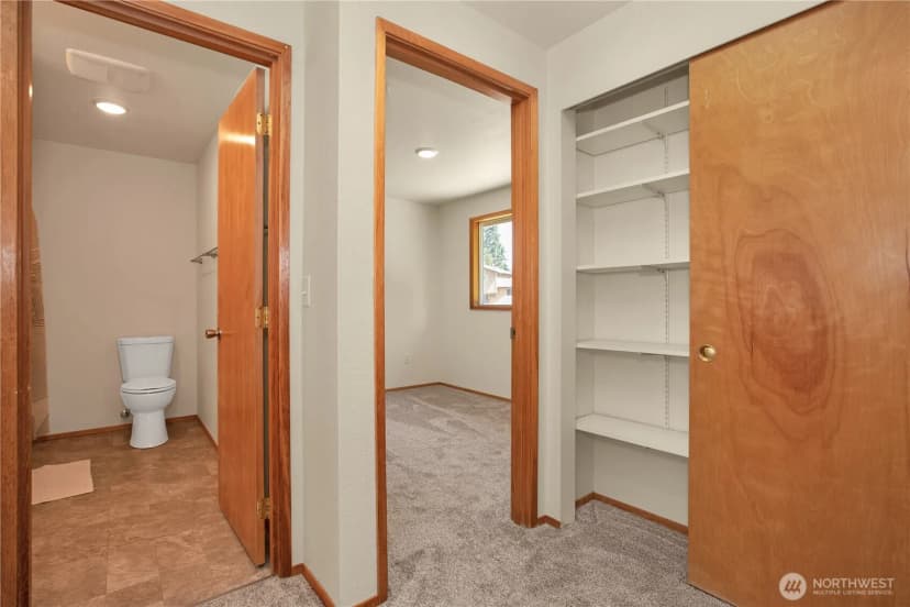 Property photo for 812 Dundee Road Nw, Olympia photo 16