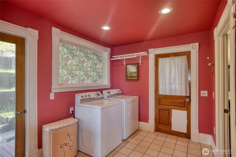 Property photo for 209 Ferry Street, South Bend photo 22