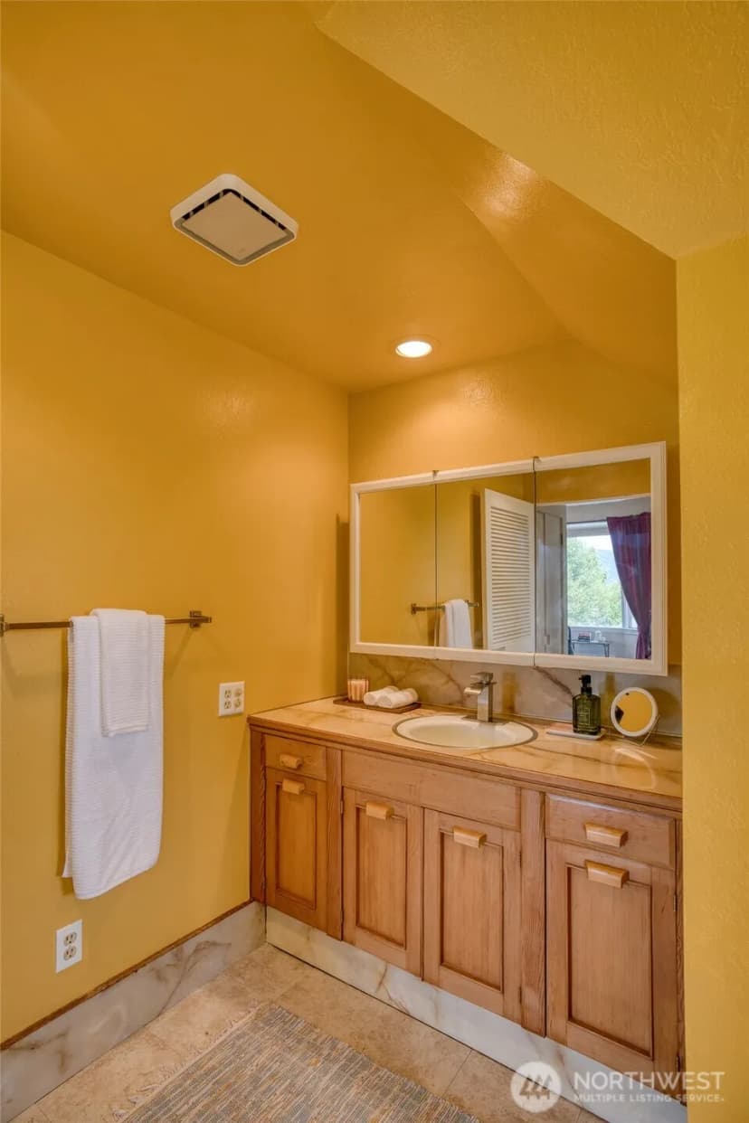 Property photo for 209 Ferry Street, South Bend photo 34