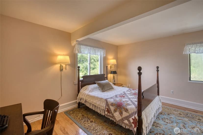 Property photo for 209 Ferry Street, South Bend photo 29