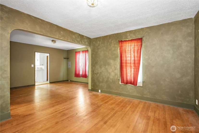 Property photo for 1001 Legion Way Se, Olympia photo 4