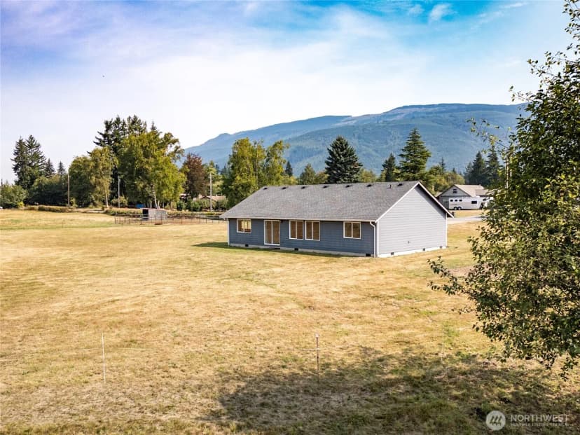 Property photo for 5730 Brookings Road, Sedro Woolley photo 9