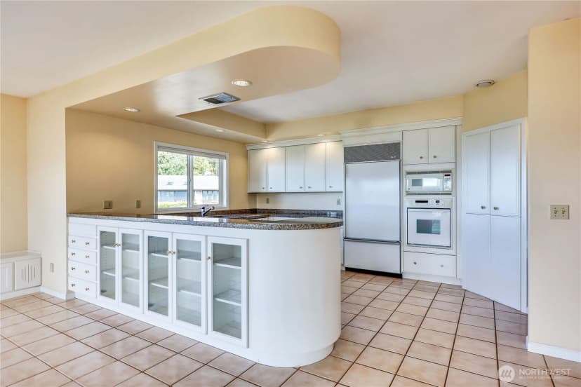 Property photo for 92 N Rhododendron Drive, Port Townsend photo 17