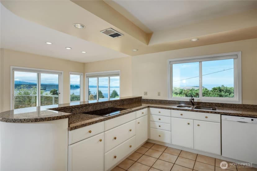 Property photo for 92 N Rhododendron Drive, Port Townsend photo 15