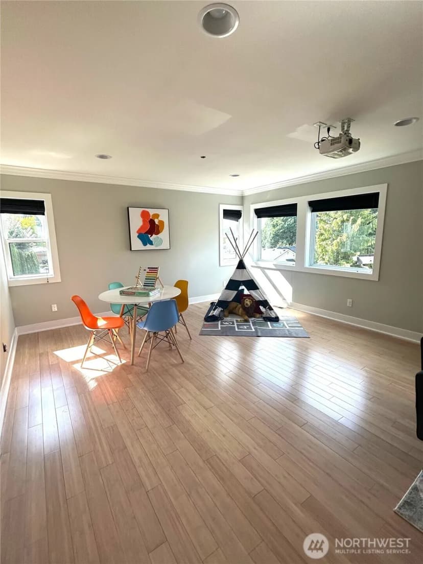 Property photo for 1025 N 36th Street, Renton photo 14