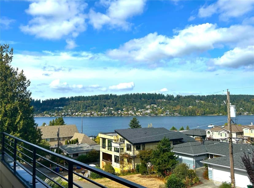Property photo for 1025 N 36th Street, Renton photo 8