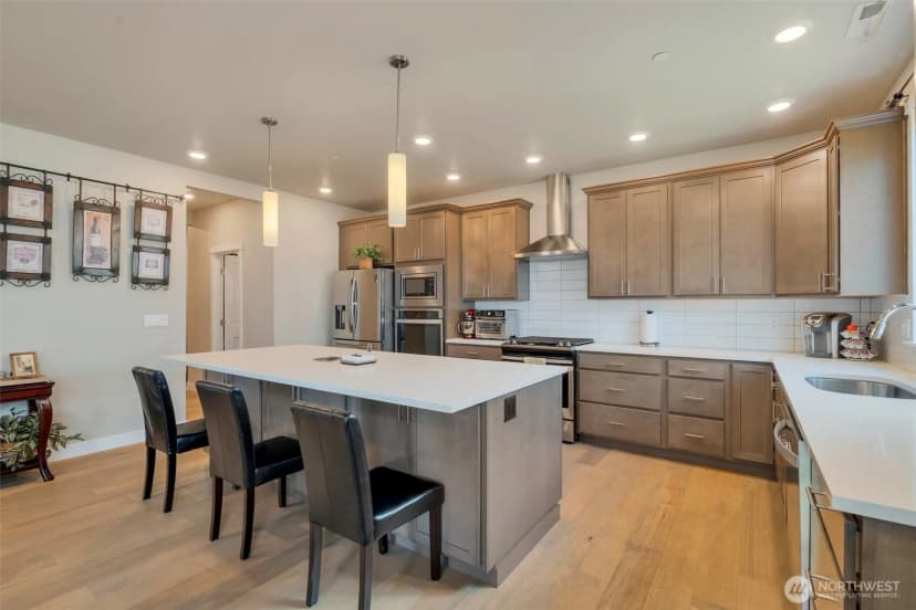 Property photo for 1436 Baker Heights Loop, Bremerton photo 4