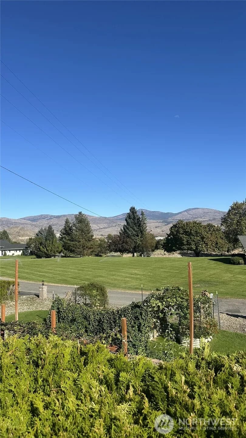 Property photo for 6 Valley View Park Drive, Omak photo 38