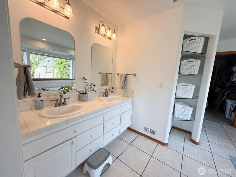 Property photo for 6 Valley View Park Drive, Omak photo 29