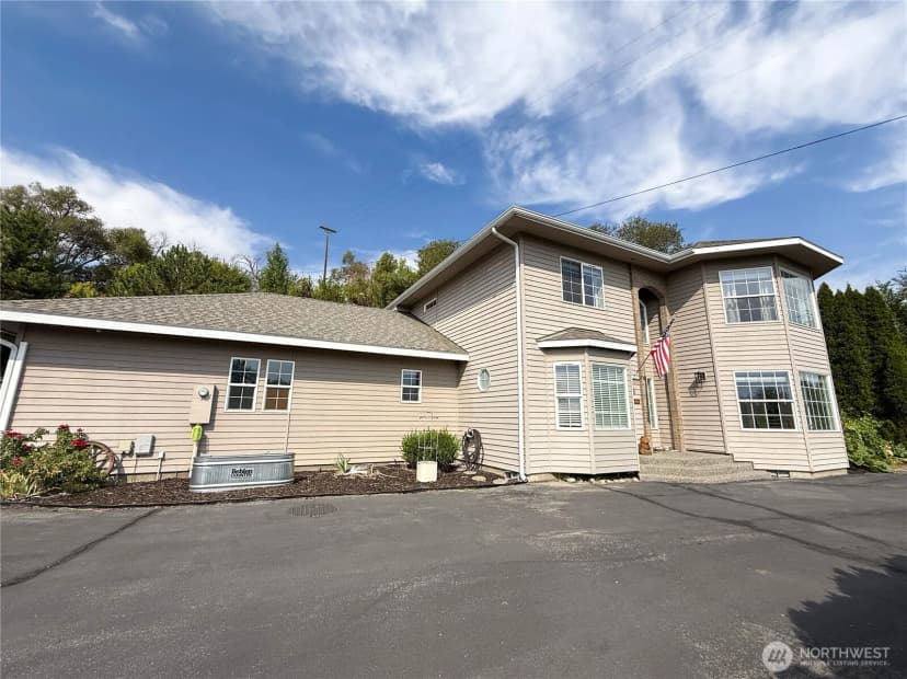 Property photo for 6 Valley View Park Drive, Omak photo 4