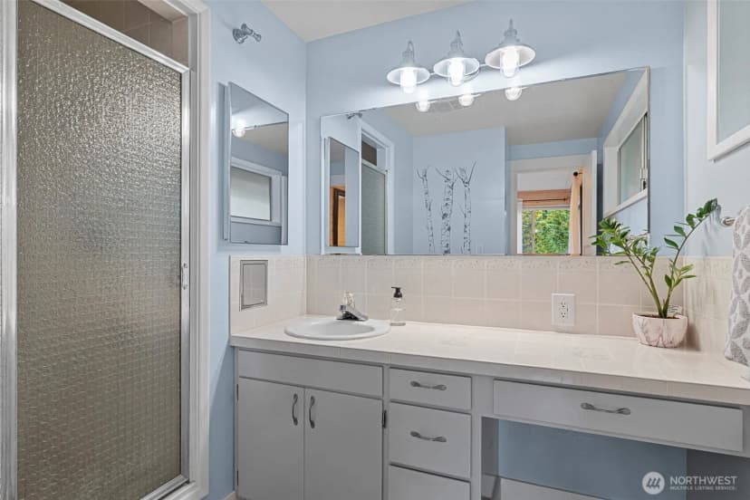 Property photo for 1519 Meadowlark Lane, Mount Vernon photo 34