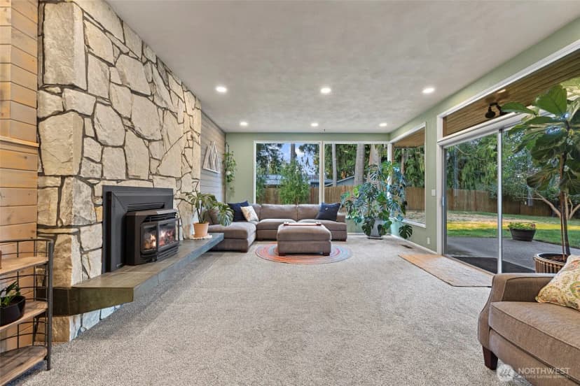 Property photo for 1519 Meadowlark Lane, Mount Vernon photo 17