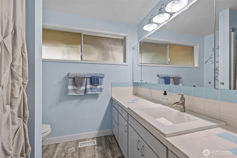Property photo for 1519 Meadowlark Lane, Mount Vernon photo 21