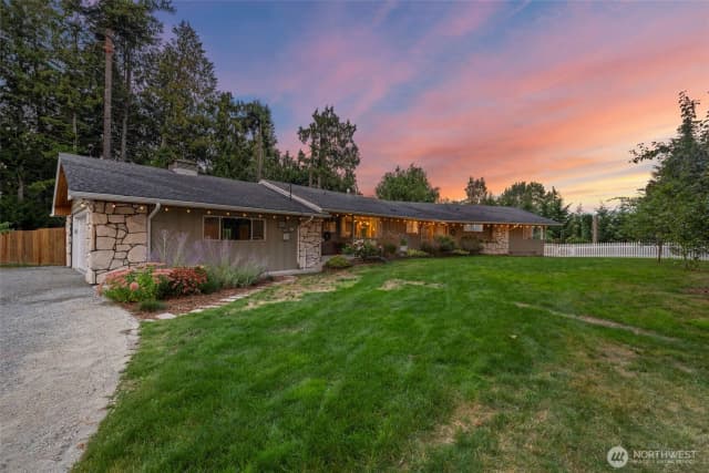 Property photo for 1519 Meadowlark Lane, Mount Vernon