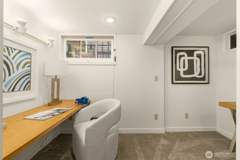 Property photo for 469 Lynn Street, Seattle photo 29