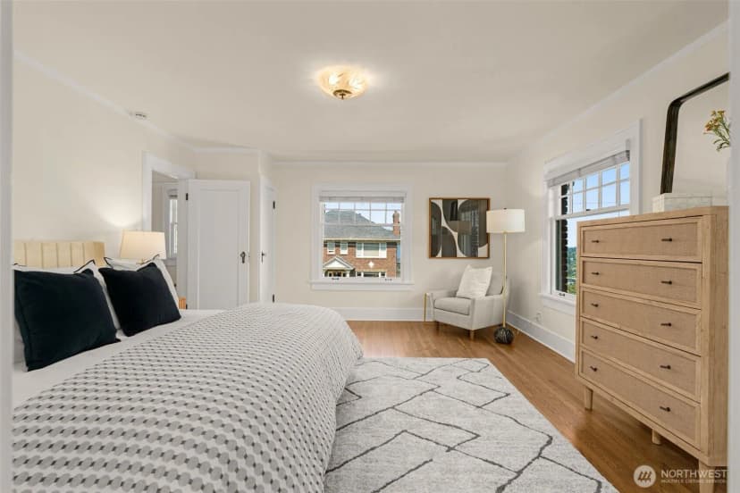 Property photo for 469 Lynn Street, Seattle photo 16
