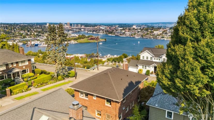 Property photo for 469 Lynn Street, Seattle photo 33