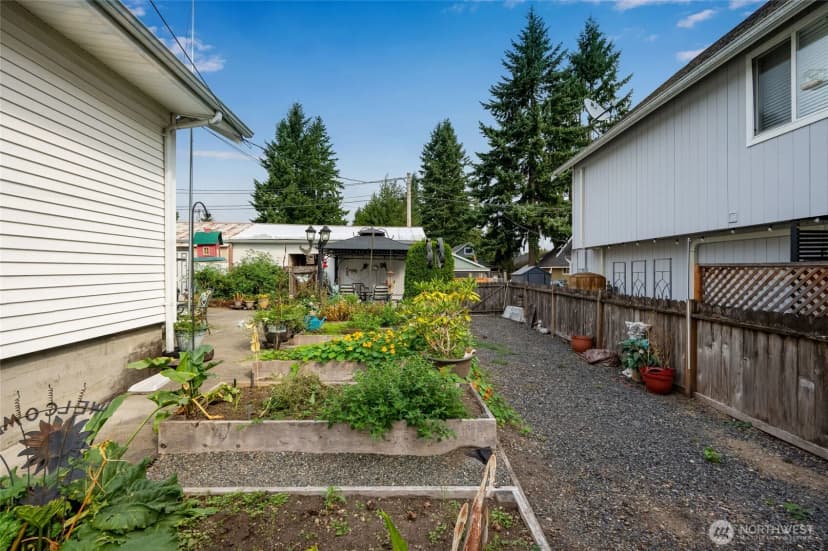 Property photo for 2225 61st Street Se, Everett photo 25