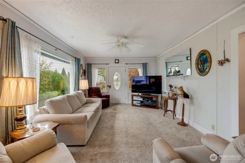 Property photo for 2225 61st Street Se, Everett photo 5
