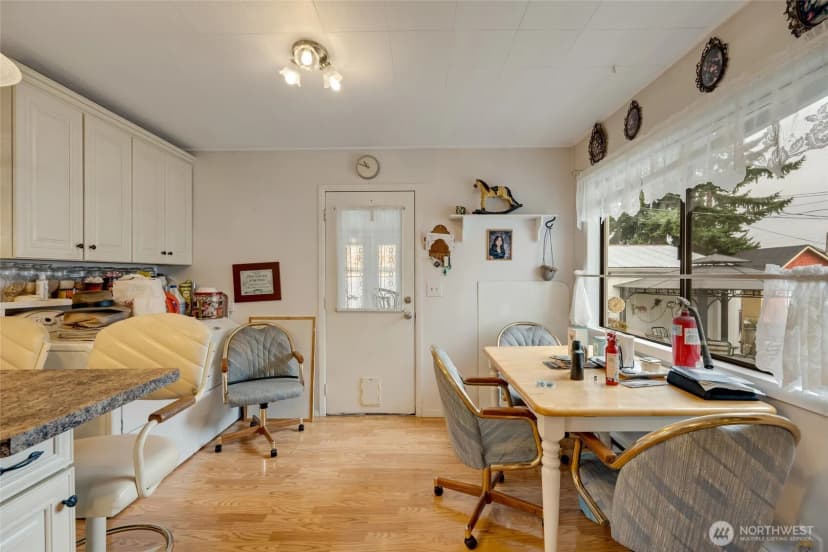 Property photo for 2225 61st Street Se, Everett photo 12