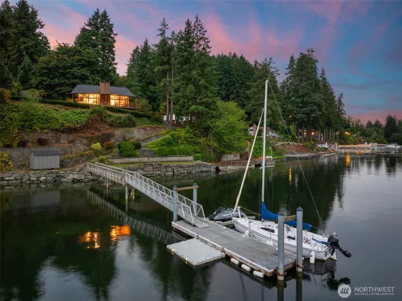 Property photo for 2119 50th Avenue Nw, Gig Harbor