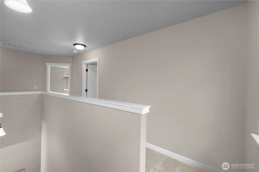 Property photo for 4209 3rd Avenue Nw, Olympia photo 15