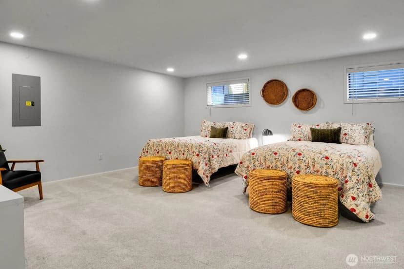 Property photo for 16535 41st Avenue Ne, Lake Forest Park photo 13
