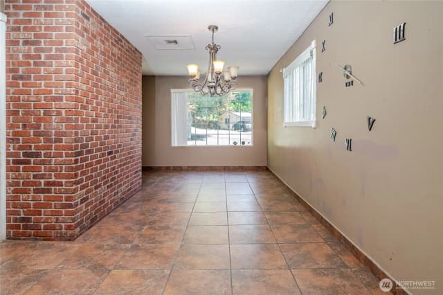 Property photo for 204 S 60th Avenue, Yakima photo 5