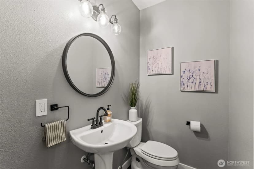 Property photo for 8010 Springfield Drive Nw, Gig Harbor photo 12