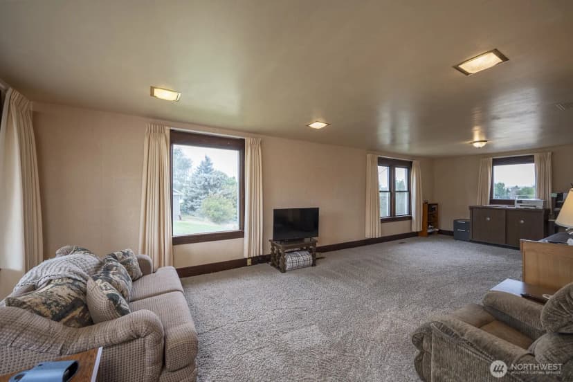 Property photo for 405 Se Regent Avenue, Wilbur photo 13