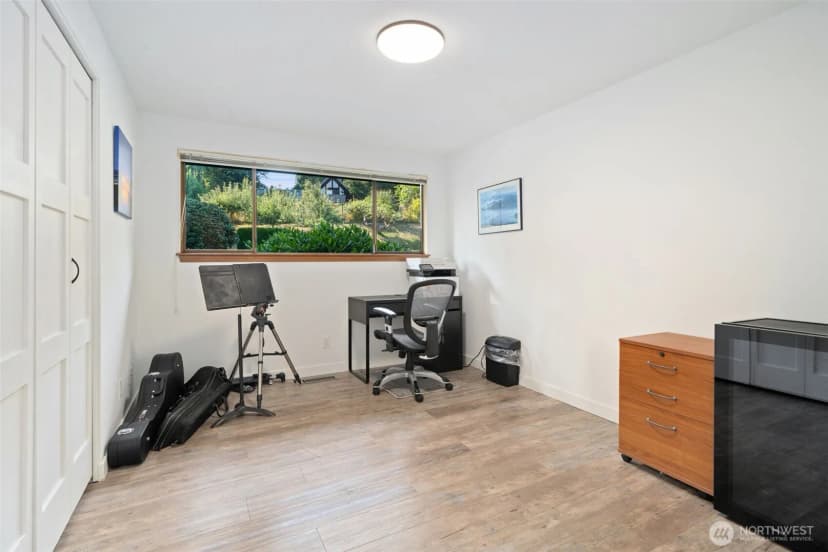 Property photo for 3620 Ne Bahia Vista, Bremerton photo 16