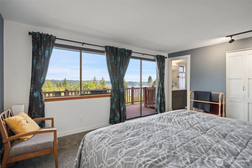 Property photo for 3620 Ne Bahia Vista, Bremerton photo 22