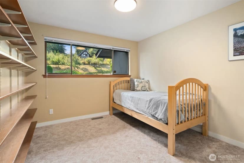 Property photo for 3620 Ne Bahia Vista, Bremerton photo 18