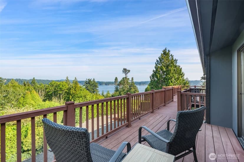 Property photo for 3620 Ne Bahia Vista, Bremerton photo 25