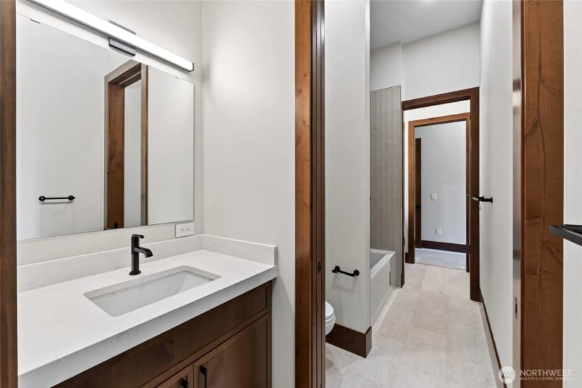Property photo for 33 Forest Glen Lane Sw, Lakewood photo 20
