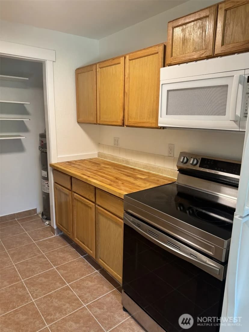 Property photo for 15280 Macadam Road S #e-101, Seattle photo 16