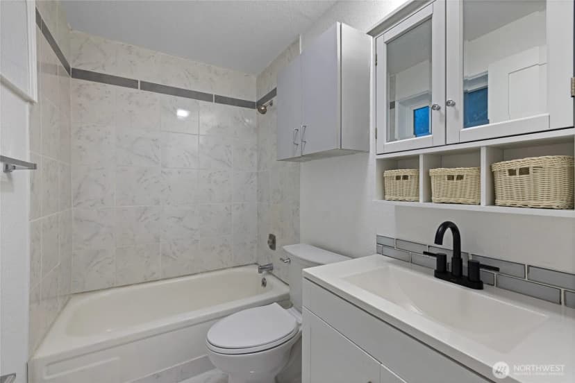Property photo for 15280 Macadam Road S #e-101, Seattle photo 21