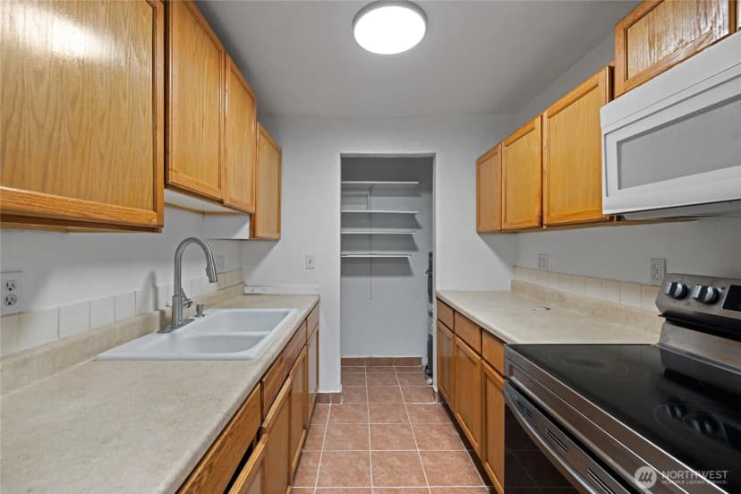 Property photo for 15280 Macadam Road S #e-101, Seattle photo 12