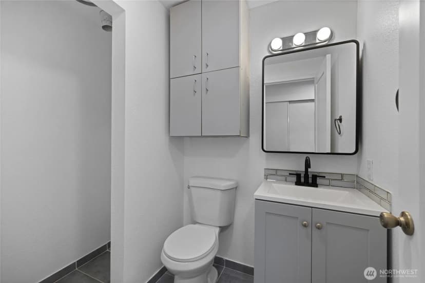 Property photo for 15280 Macadam Road S #e-101, Seattle photo 22