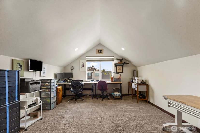 Property photo for 837 Brighton Court, Burlington photo 17