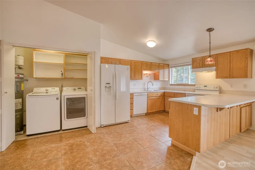 Property photo for 507 Troon Avenue, Cosmopolis photo 6