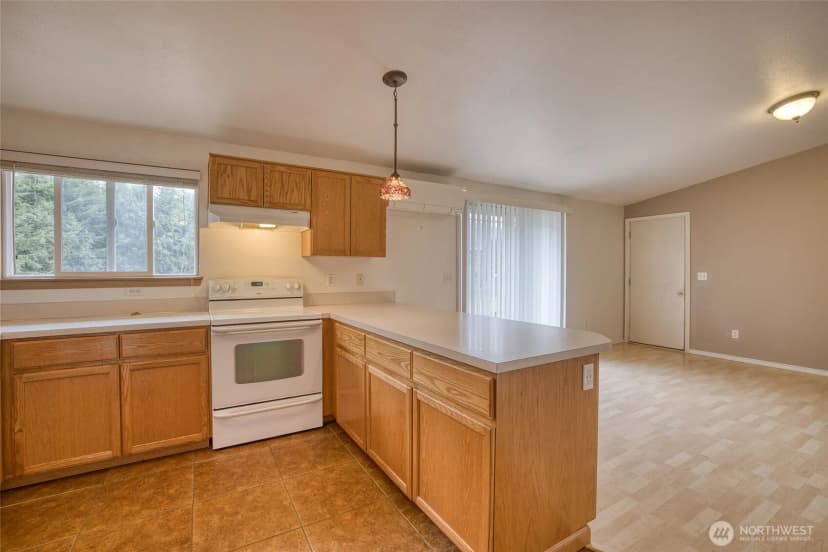 Property photo for 507 Troon Avenue, Cosmopolis photo 9