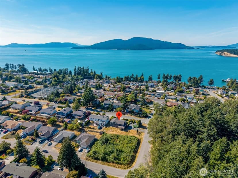 Property photo for 3401 W 4th Street, Anacortes photo 39