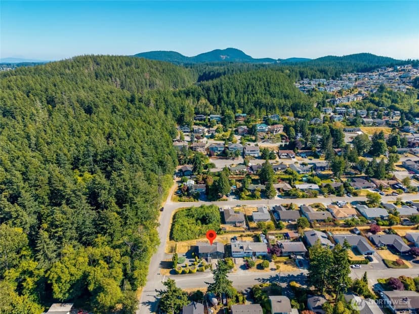 Property photo for 3401 W 4th Street, Anacortes photo 4