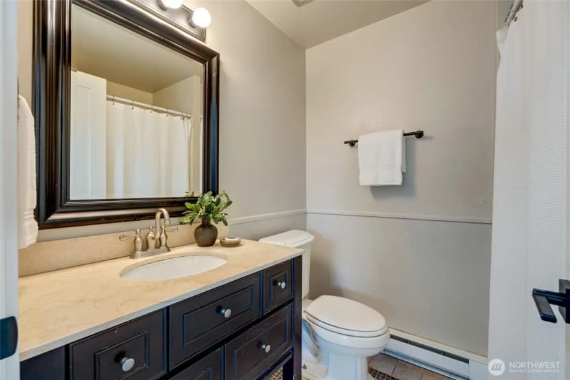 Property photo for 3401 W 4th Street, Anacortes photo 21
