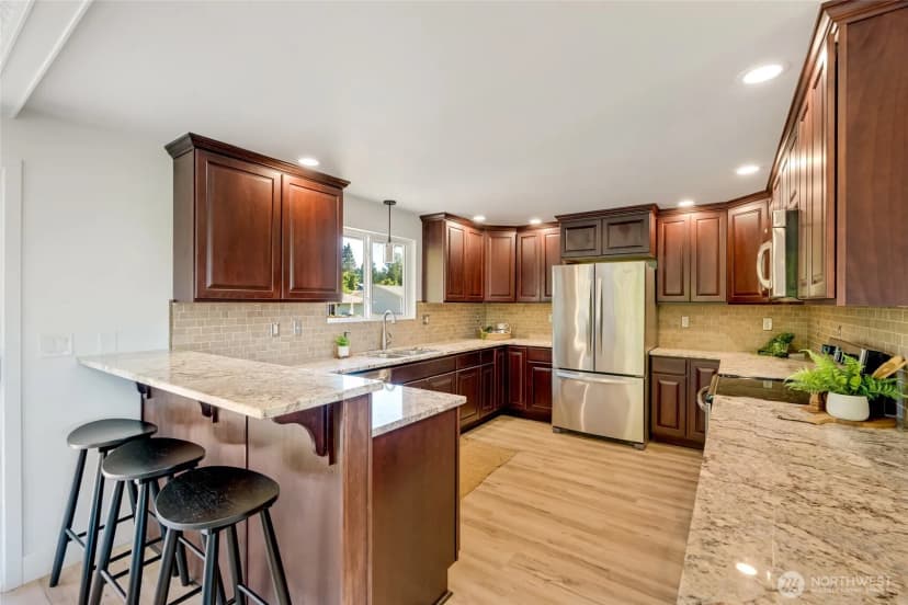 Property photo for 3401 W 4th Street, Anacortes photo 13