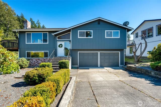 Property photo for 3401 W 4th Street, Anacortes
