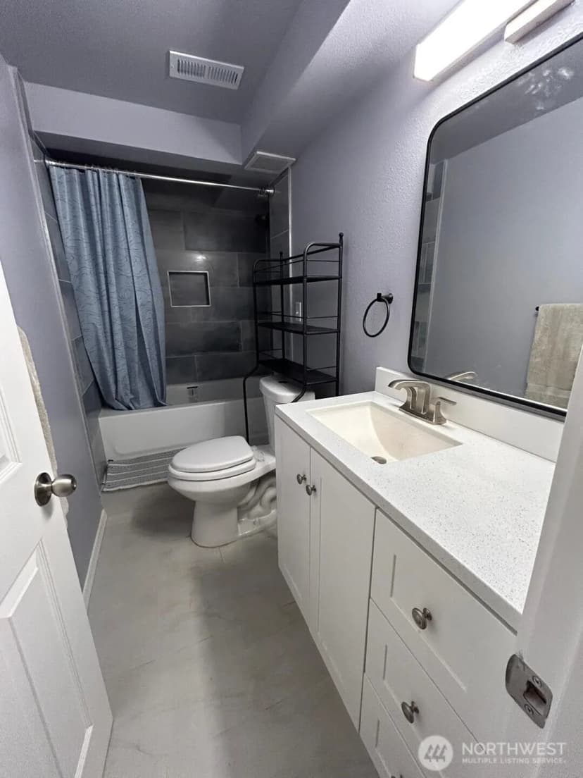 Property photo for 2230 137th Place Se, Bellevue photo 25