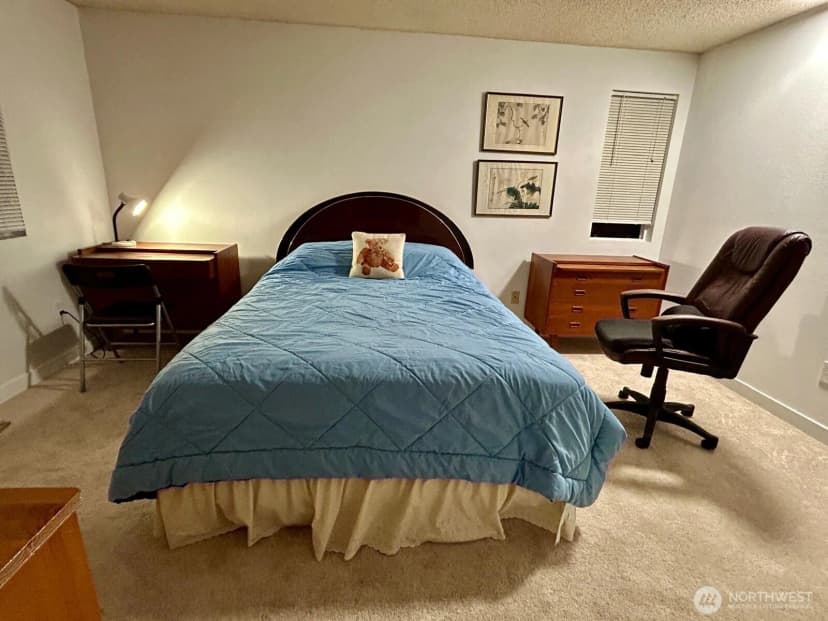 Property photo for 2230 137th Place Se, Bellevue photo 15