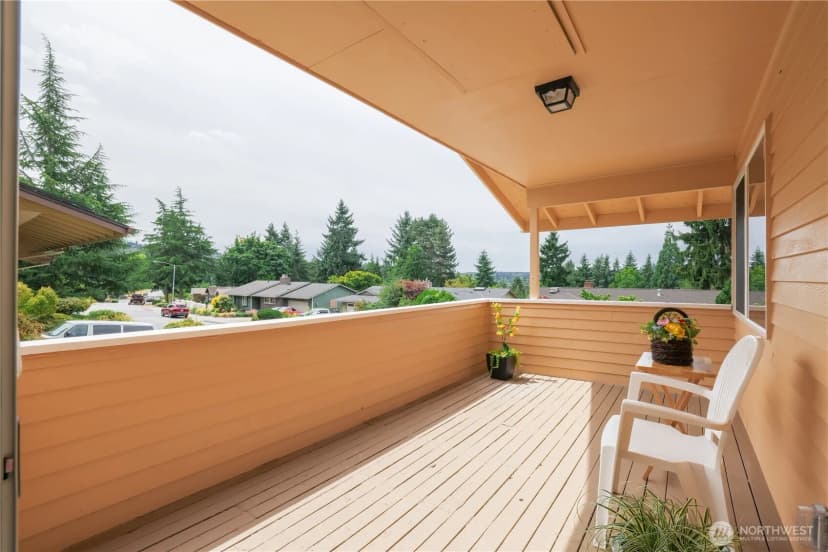 Property photo for 2230 137th Place Se, Bellevue photo 14